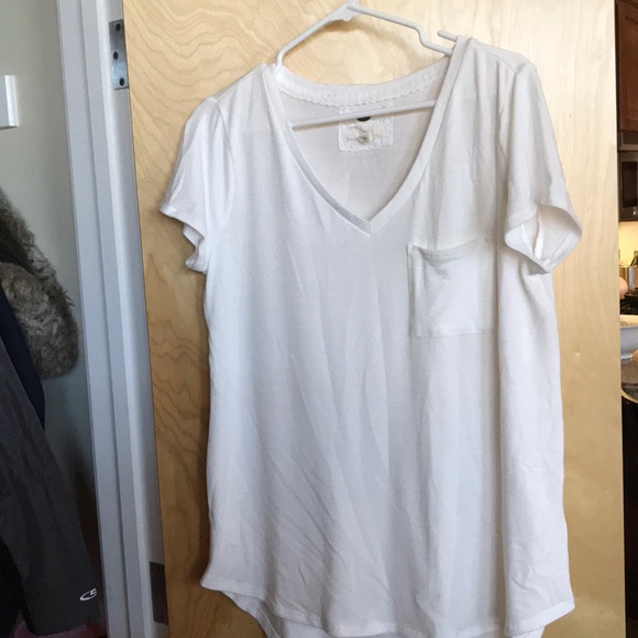 Cupio | Tops | Cupio White Tshirt Sz Large | Poshmark